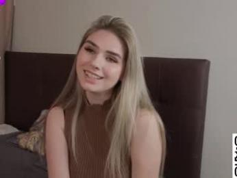 stormymuse webcam model stream image