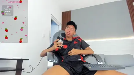 Brunette__boy webcam model stream image