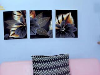 Lulu Dupont webcam model stream image