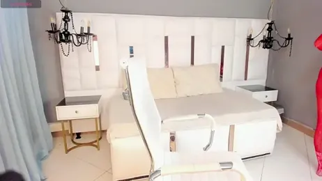 tinaqueen_noa webcam model stream image