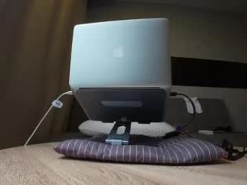 mattxfeet webcam model stream image