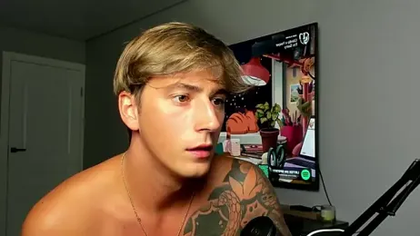 DaniHort webcam stripchat model stream image