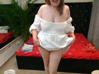 Lillyhott webcam model stream image