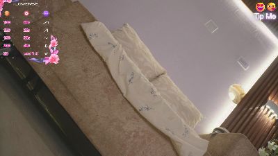 SquirtTeen webcam model stream image