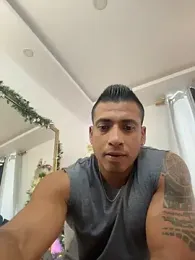 aaroncolombia webcam model stream image