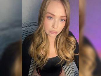 MILEDIUM webcam bongacams model stream image