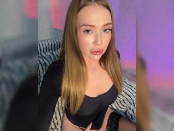 MILEDIUM webcam bongacams model stream image