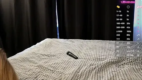 luxmuur webcam stripchat model stream image