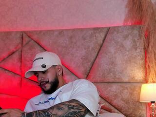 Dick Griffith webcam model stream image