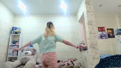 LesliFrazer webcam model stream image