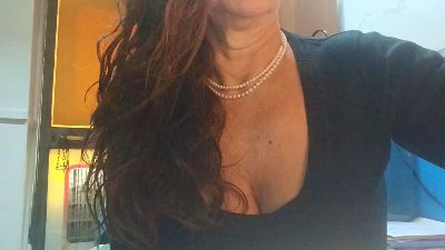 marymonella webcam model stream image