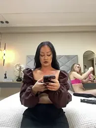 RollingGirls webcam stripchat model stream image