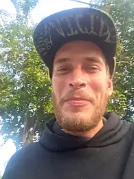 Leshok webcam model stream image