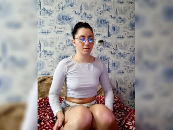 ViolettaKissMe webcam model stream image