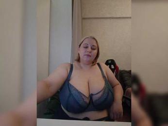 Margocurves webcam model stream image