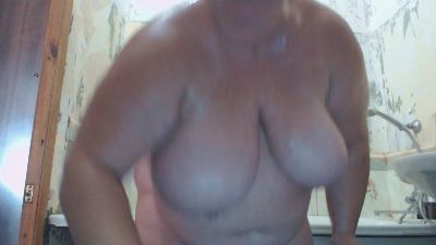 AmyAugust webcam model stream image