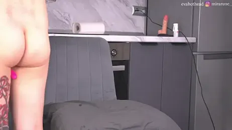 Mirarune webcam model stream image