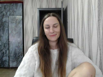 MilayaZhenya webcam model stream image