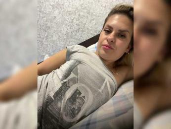 Alexi003 webcam model stream image