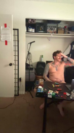 HardwrkingK0 webcam model stream image