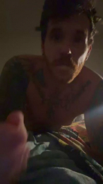 HardwrkingK0 webcam model stream image