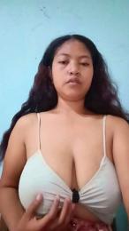 love_sim2 webcam cam4 model stream image