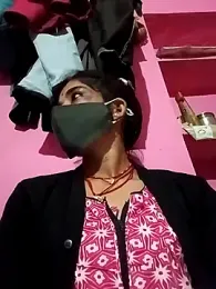 Mahek_love143 webcam stripchat model stream image