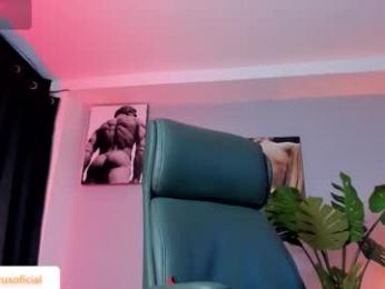 noahcrux webcam chaturbate model stream image
