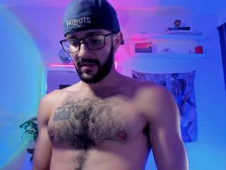 Toonny Lee webcam model stream image