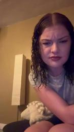 lola1_2_ webcam model stream image