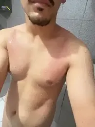 Bruhgsus webcam model stream image