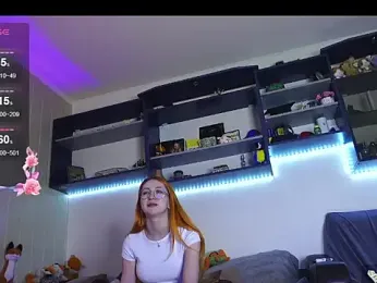 DaddysLittleSlutfox webcam stripchat model stream image