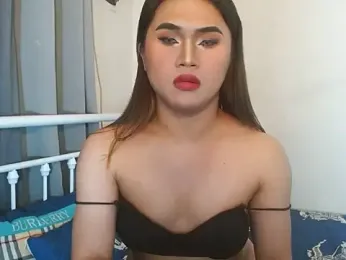 JustineBIGCUM webcam model stream image
