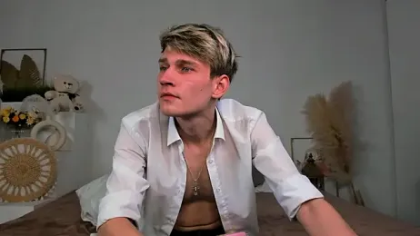 Volan_Starts webcam model stream image