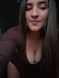 AhriCutte webcam model stream image