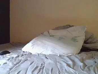 sympatyczny223 webcam model stream image