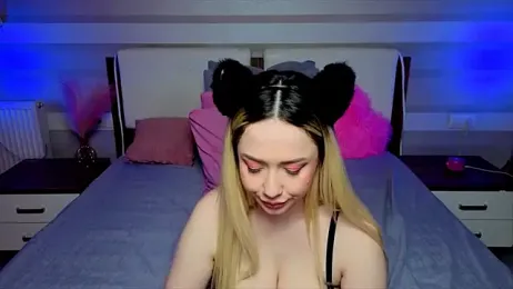 AriaSugar webcam model stream image