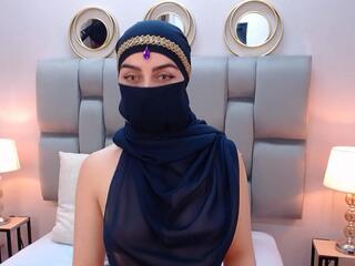 Aliah Manzur webcam model stream image