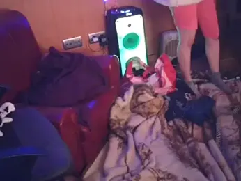 Lia_Y_PatrickX webcam model stream image