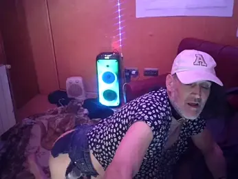 Lia_Y_PatrickX webcam model stream image