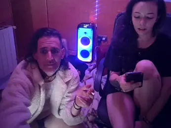 Lia_Y_PatrickX webcam model stream image