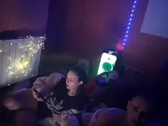 Lia_Y_PatrickX webcam model stream image