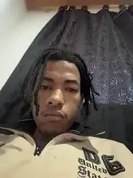 BearBigDick_ webcam model stream image