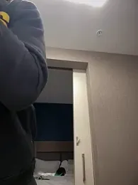 2HandsLong webcam model stream image