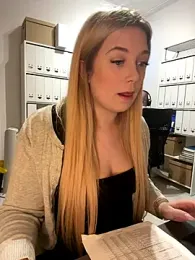 CherryAuroraa webcam model stream image