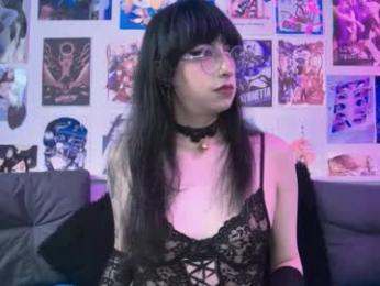 snowblack_ webcam model stream image