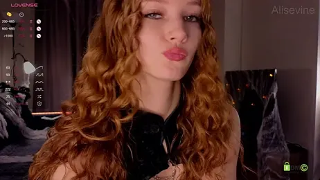 AliseVine webcam model stream image