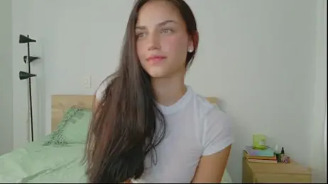 GrettaBenett webcam model stream image