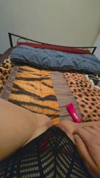 nous2_hot webcam model stream image