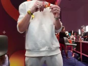 mrlong23cm webcam model stream image